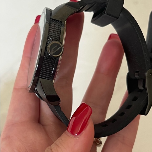 Diesel Men's Round Black Dial Watch With Black Silicone Strap - Picture 3 of 9